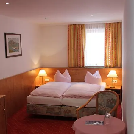 Zajazd Gasthaus& Zum Roten Haus 2*